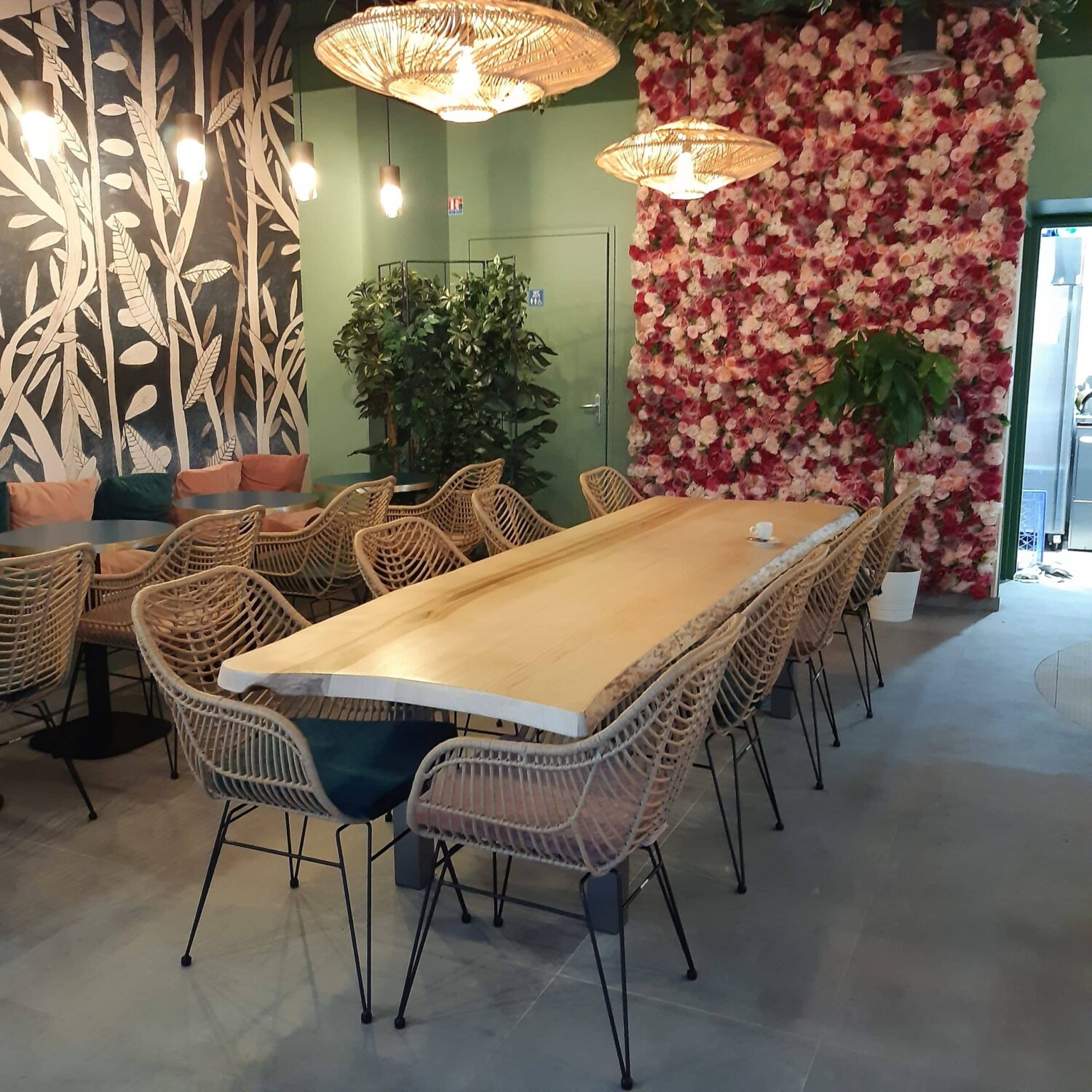 Grande table du restaurant Youco à Toulouse Compans
